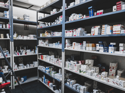 Los beneficios de vender en plataformas de delivery para farmacias independientes en México